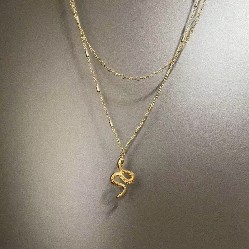 Wholesale Serpentine Fried Dough Twists Chain Layered Snake Pendant Necklace