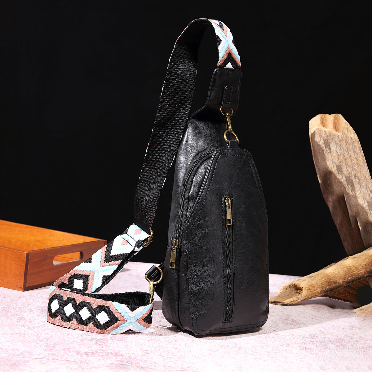 Wholesale Retro Casual Chest Bag Solid Color PU Crossbody Bag Bohemian Style Waist Bag