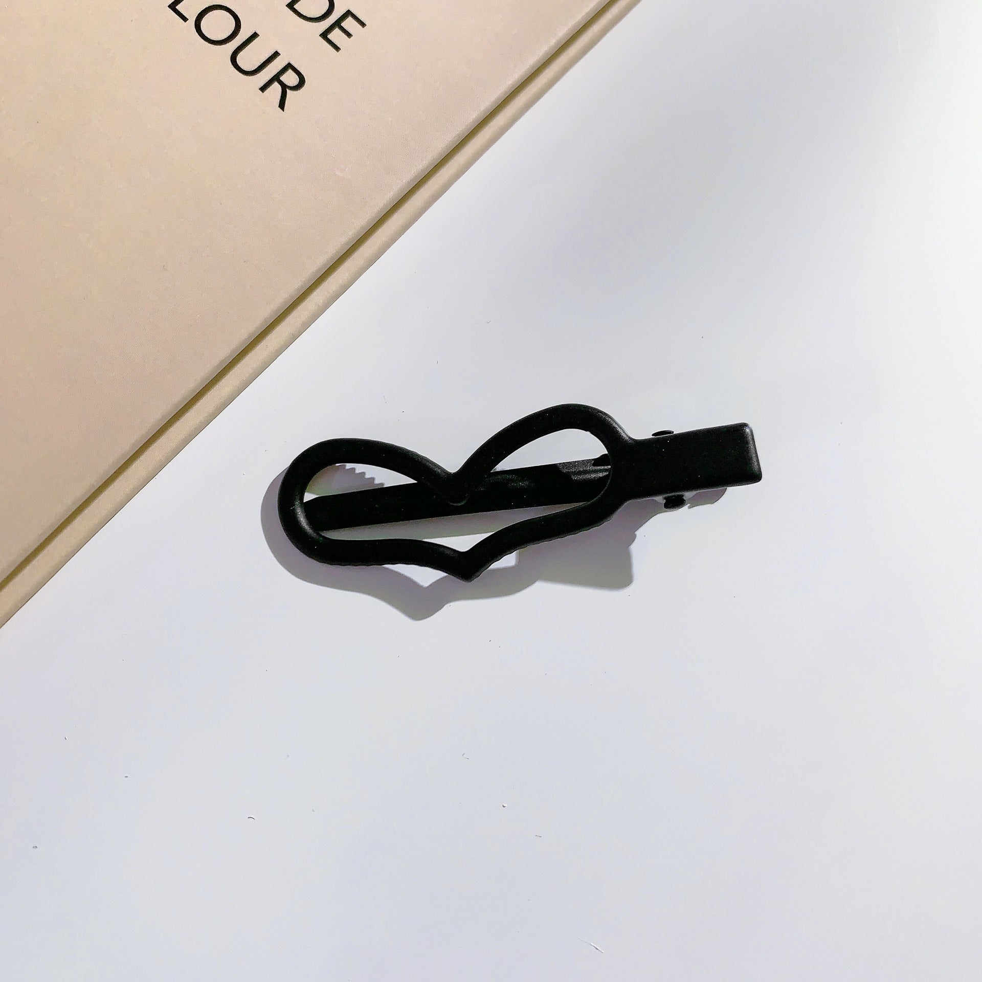 Wholesale simple rabbit head side clip love word clip cute crown hair clip