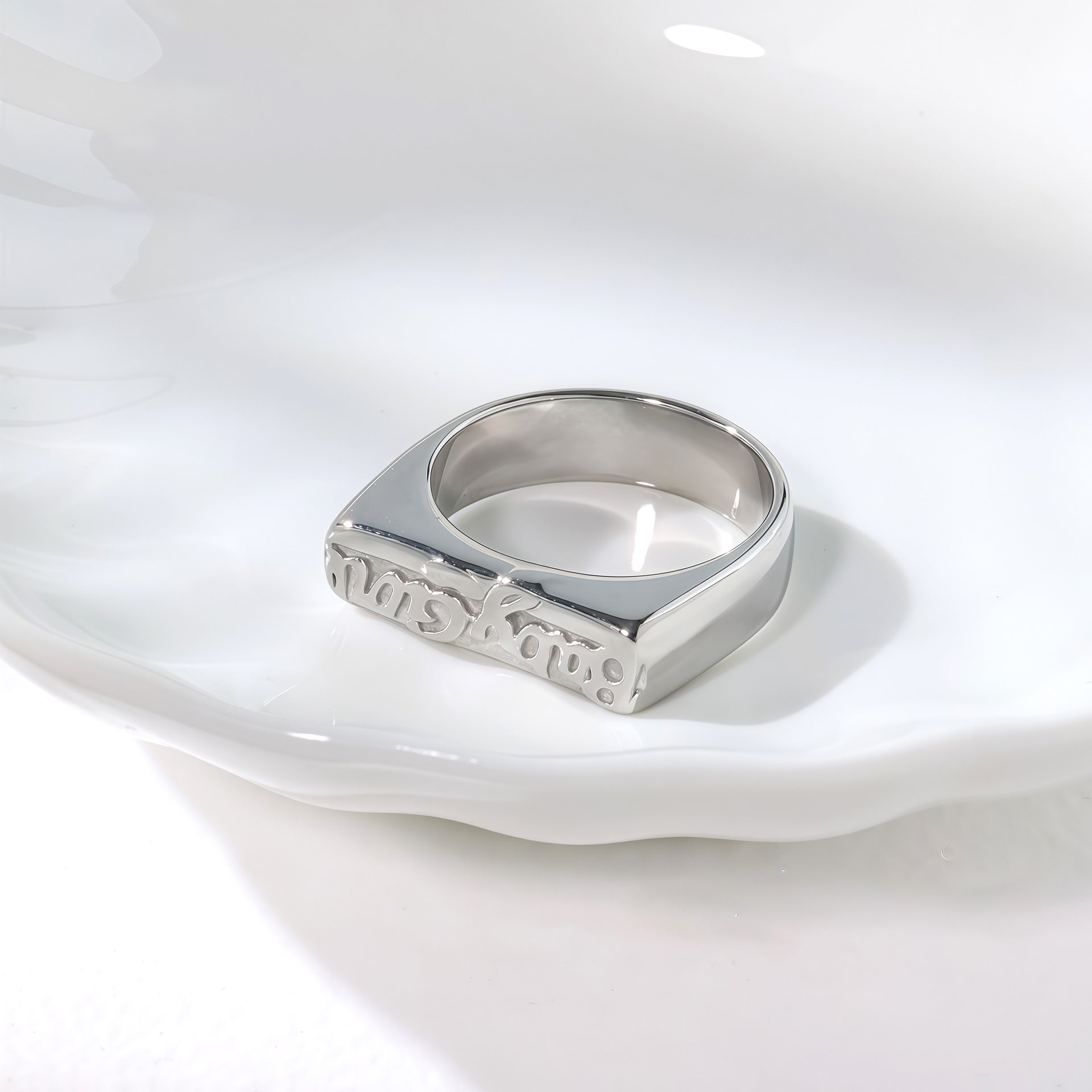 Wholesale Gold silver English letter stainless steel ring