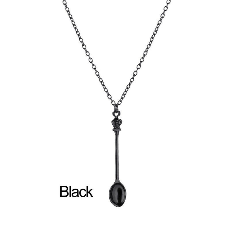 Wholesale Jewelry Crown Mini Tea Spoon Classical Royal Alice Snuff Necklace Women Spoon Necklace