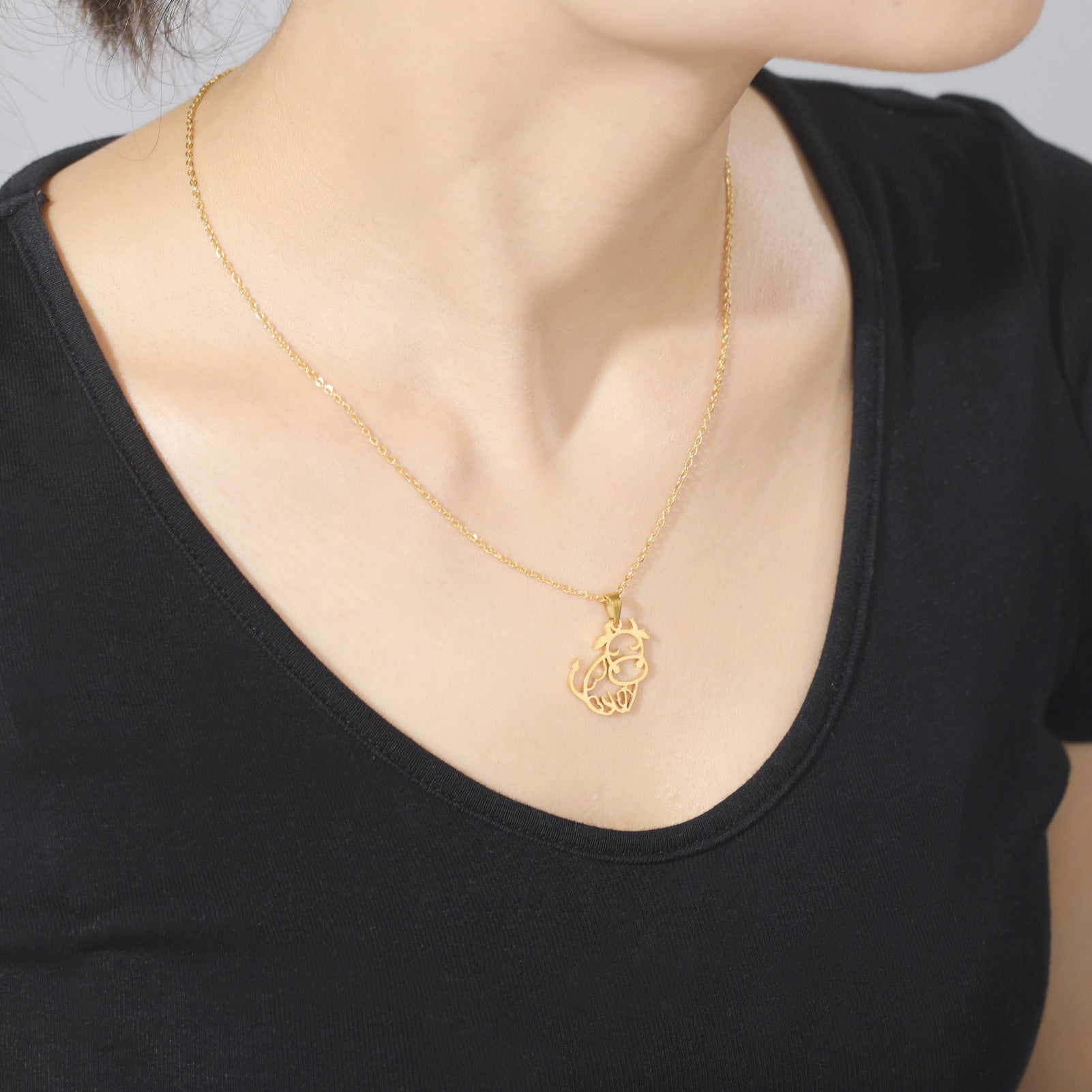 Wholesale Animal Shaped Cute Cow Gold Plated Necklace