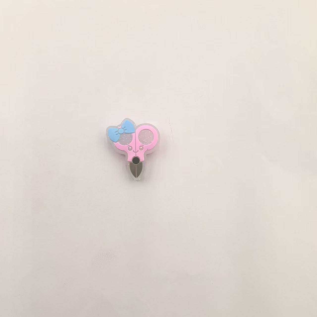 Wholesale 10pcs Love Scissors Silicone DIY Loose Beads