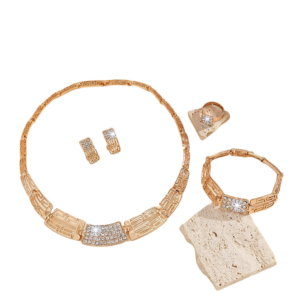 Wholesale  Luxury Jewelry Alloy Jewelry Set Full Diamond Necklace Earrings Ring Bracelet Four-Piece Set