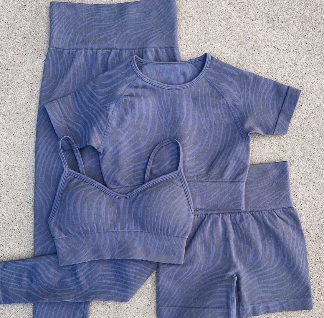 Wholesale Summer Seamless Nylon Yoga Clothes