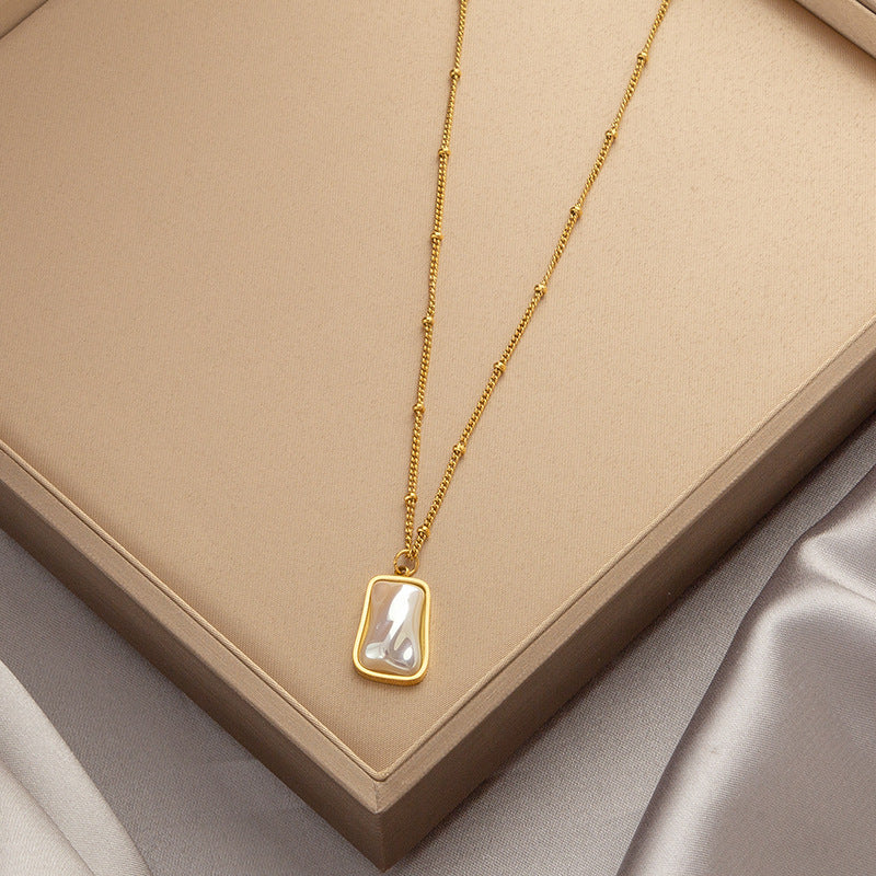 Wholesale  Accessible Luxury Niche Emerald Titanium Steel Necklace Women' s Ins Style