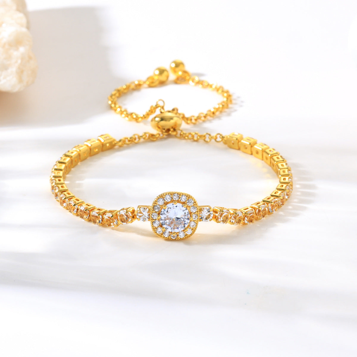 Wholesale rose gold love zircon bracelet simple alloy diamond ladies bracelet