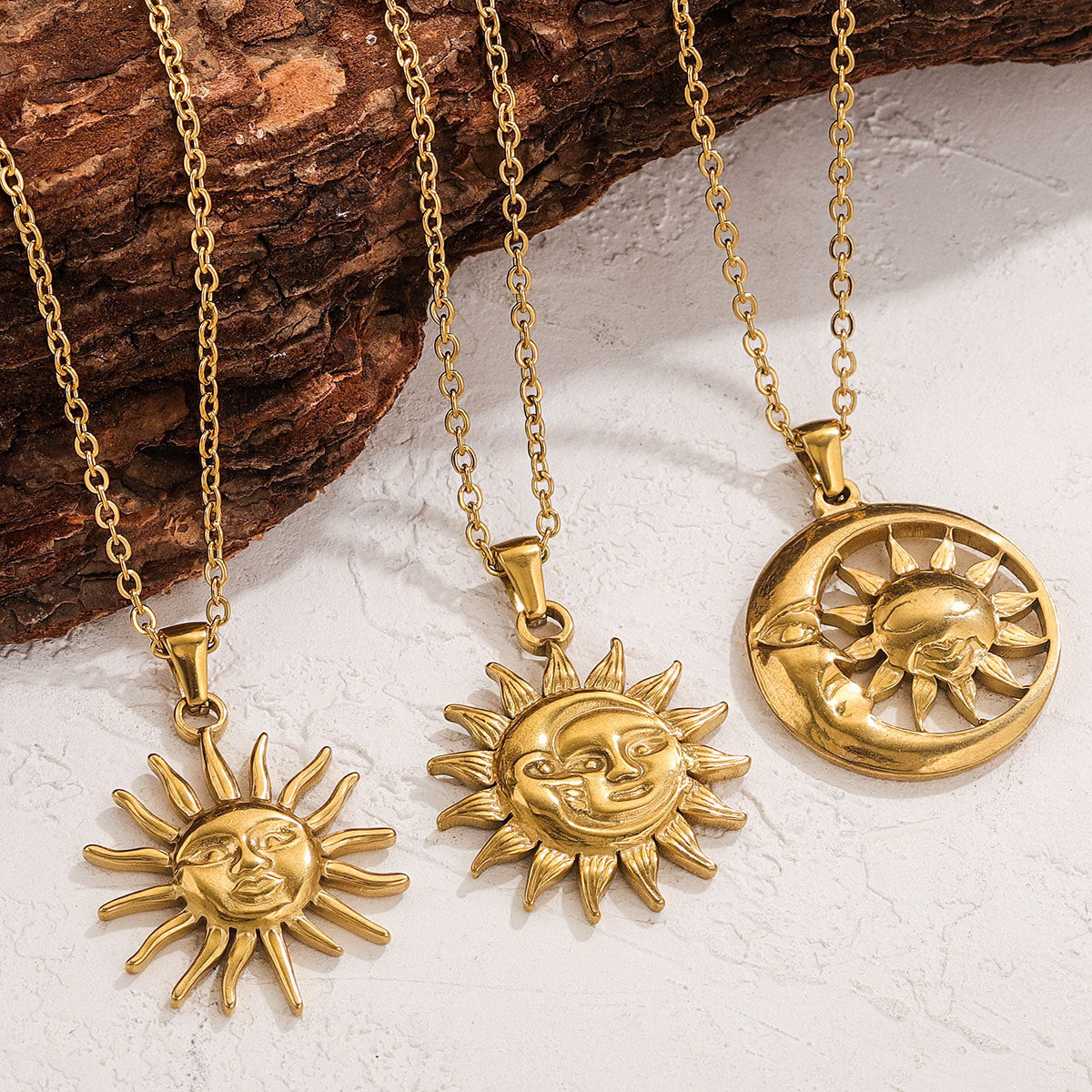 Wholesale Gold Retro Sun Ray Pendant stainless steel necklace