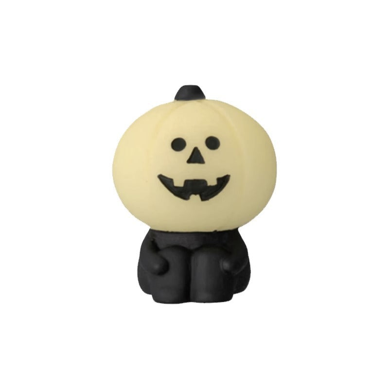 Wholesale  Themed Clown Cat Pumpkin Miniature Resin Scene Ornament For Home Decor Gift