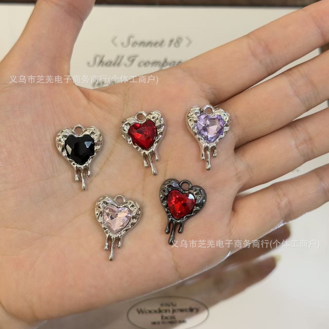 Wholesale 10pcs Colorful zircon melted heart-shaped relief Pendant