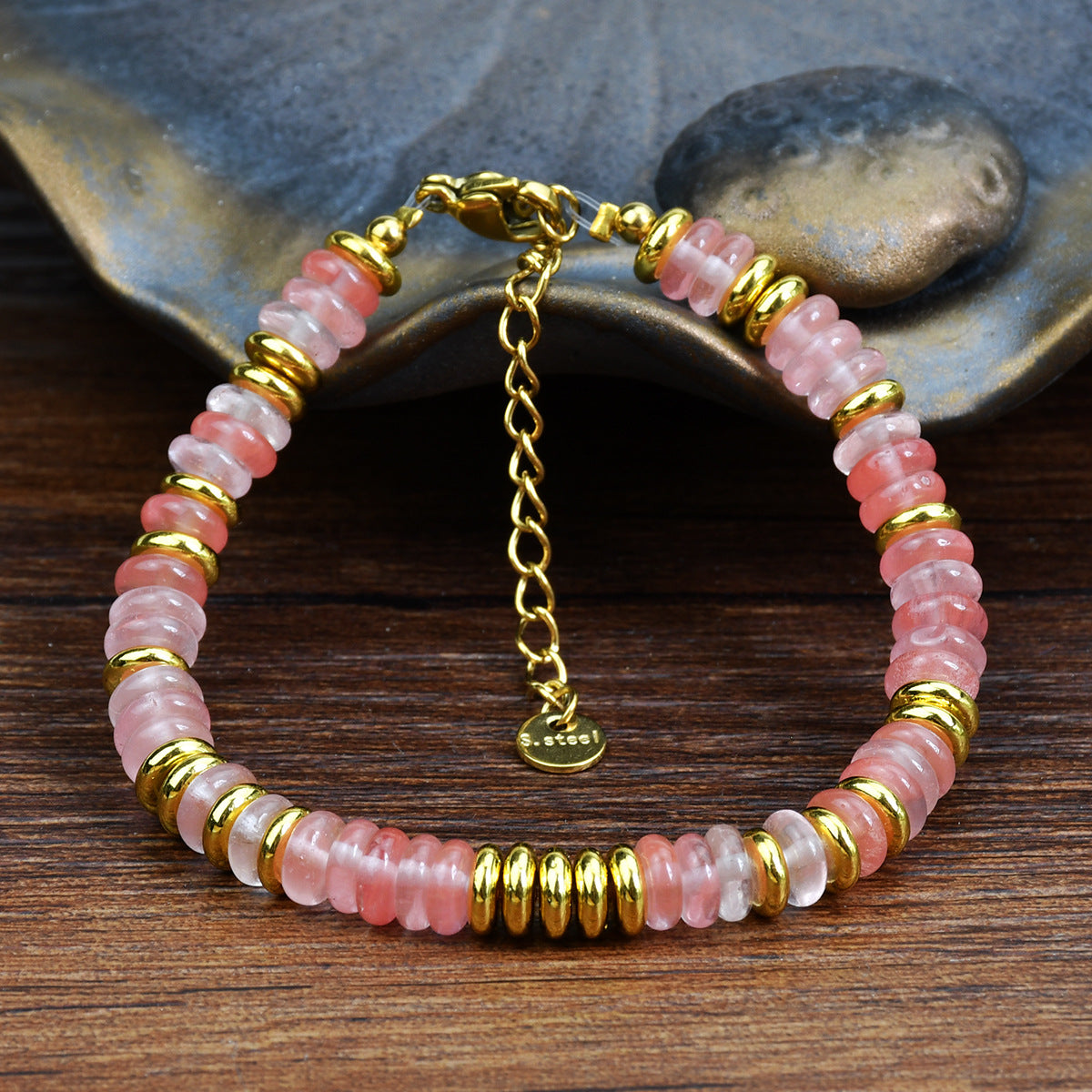 Wholesale minority high sense does not fade natural stone crystal bracelet