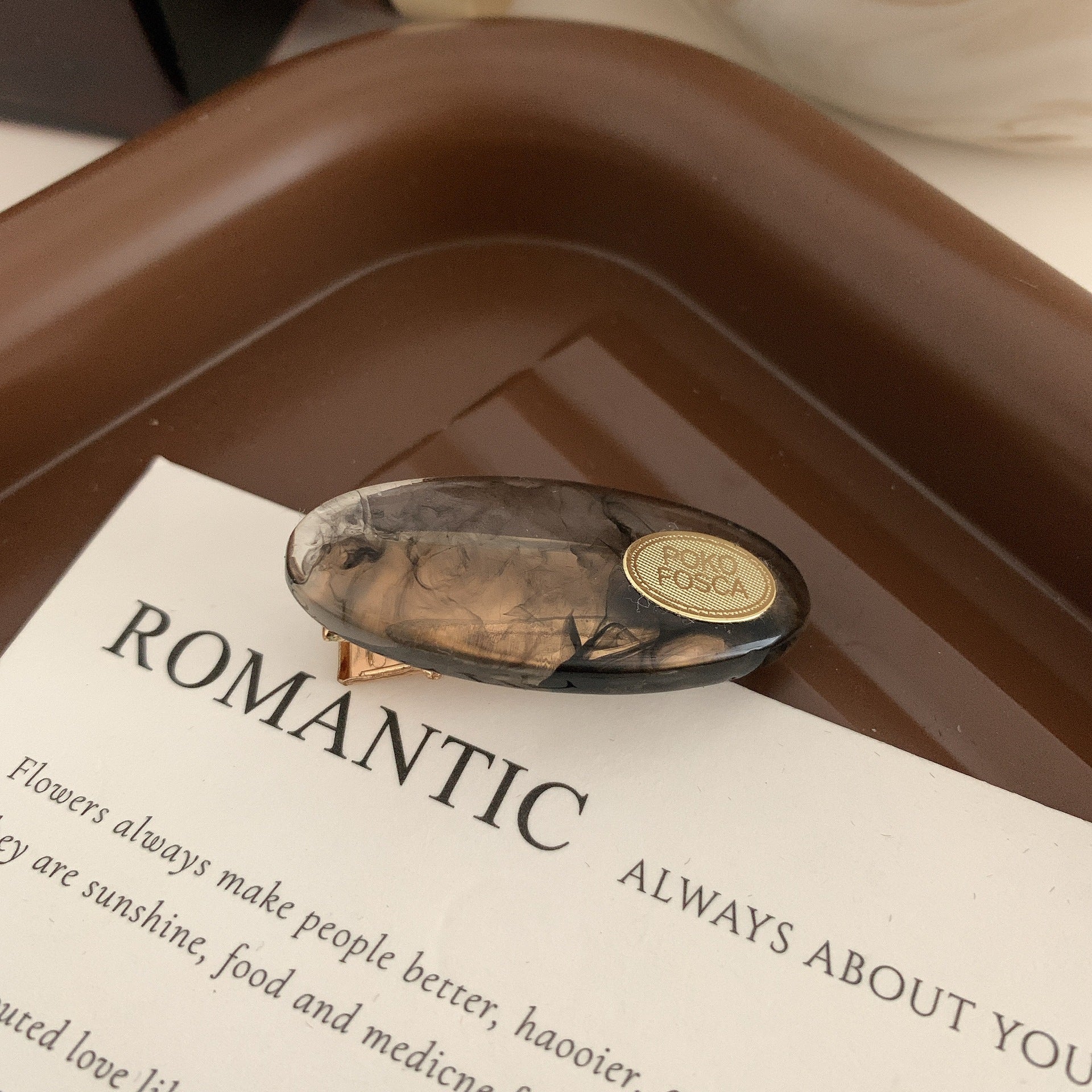 Wholesale Oval Amber Acetate Hair Clips