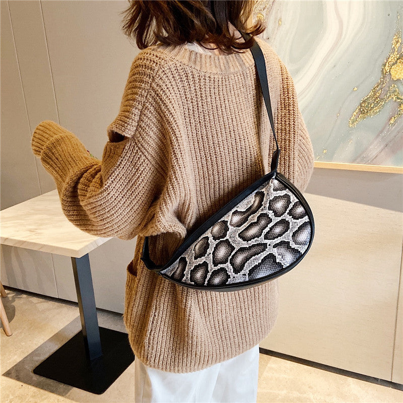 Paquete de cintura de un solo hombro con patrón de serpiente de PU al por mayor