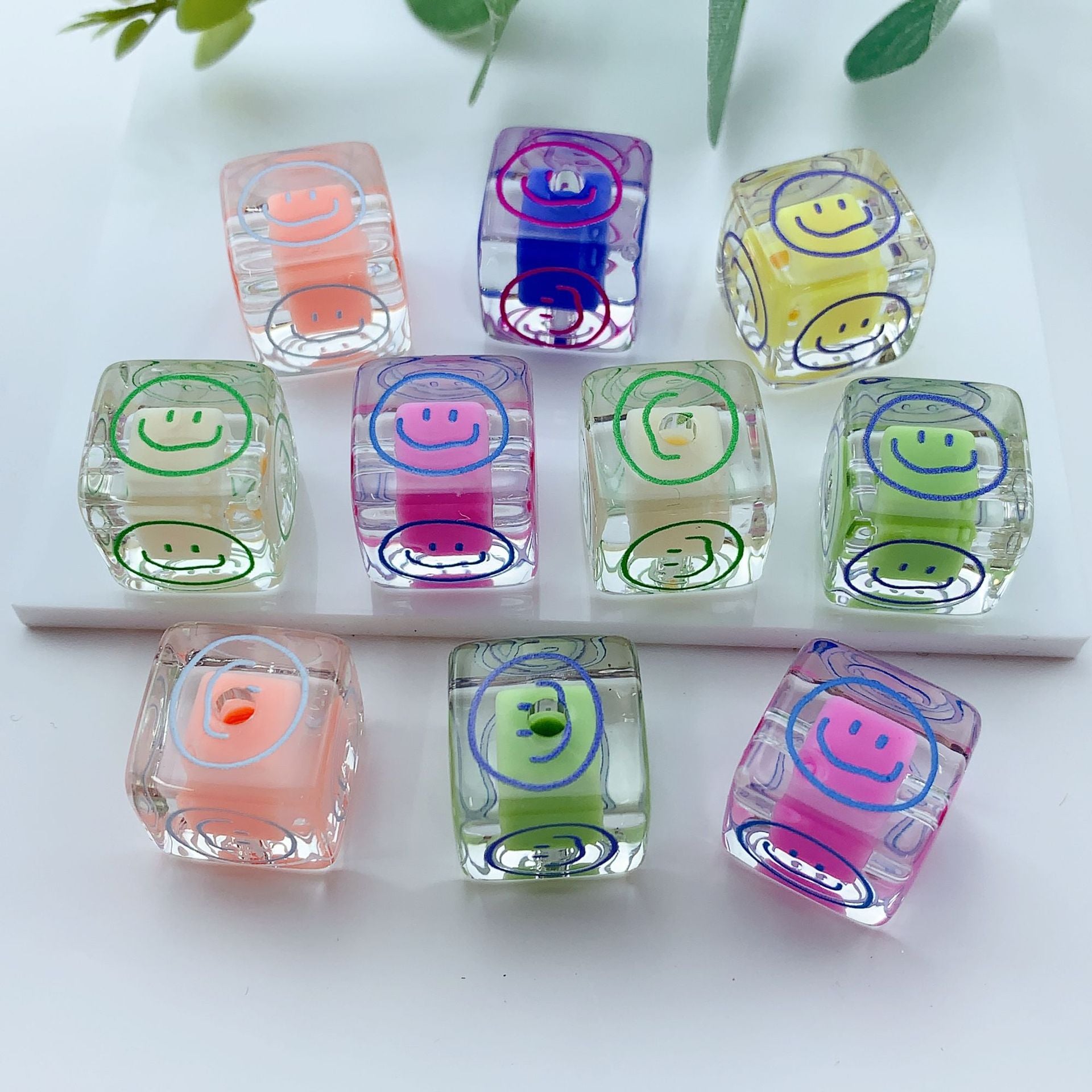 Wholesale 10pcs Cute Cartoon Blocks Transparent Smiling Acrylic Beads