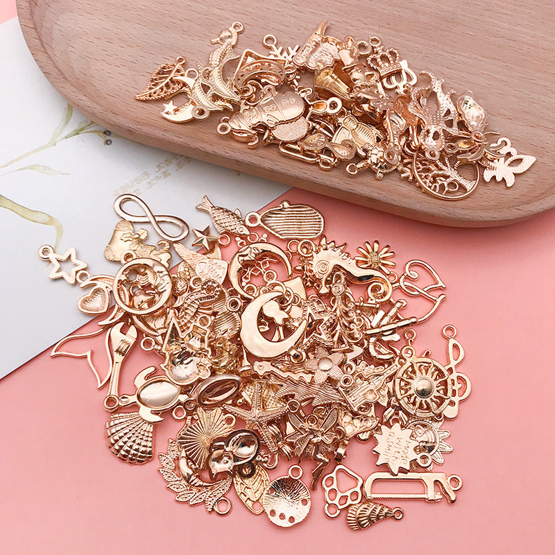 Wholesale DIY Retro Alloy KC Gold Necklace Pendant Accessories