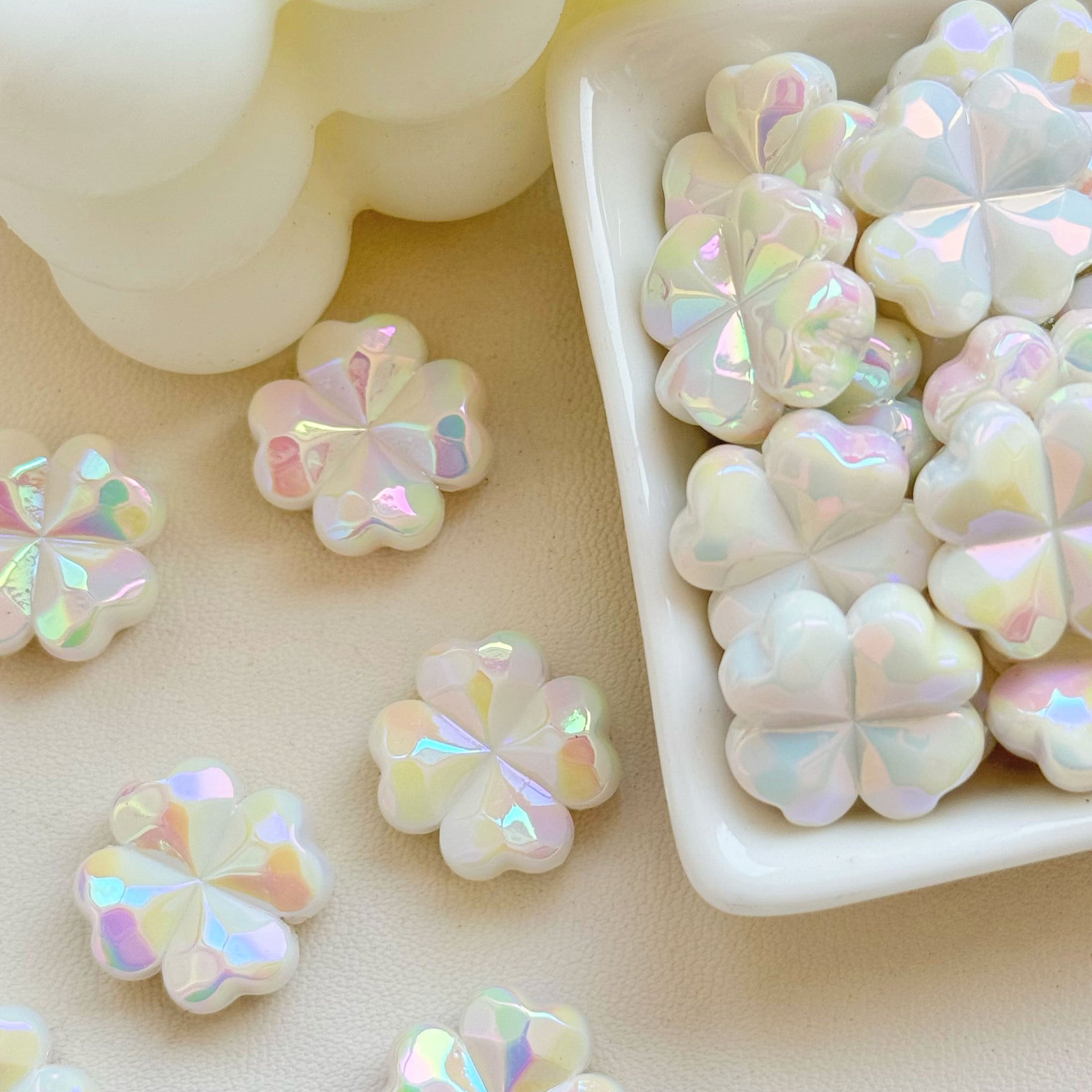 Wholesale 10pcs UV Macaron Four Leaf Flower Acrylic Beads