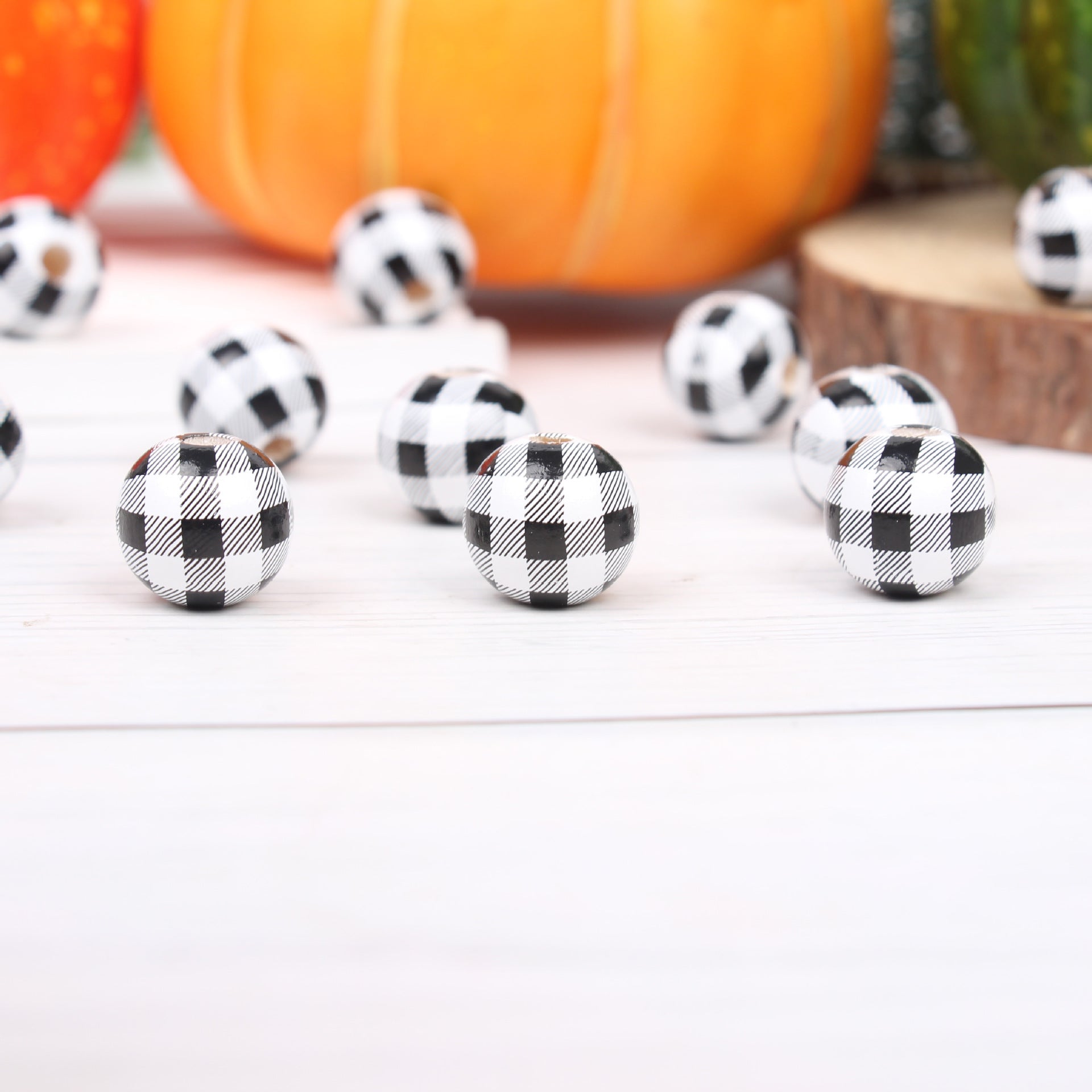 Wholesale 20pcs Halloween Pumpkin Spider Web Lattice Striped Wooden Beads
