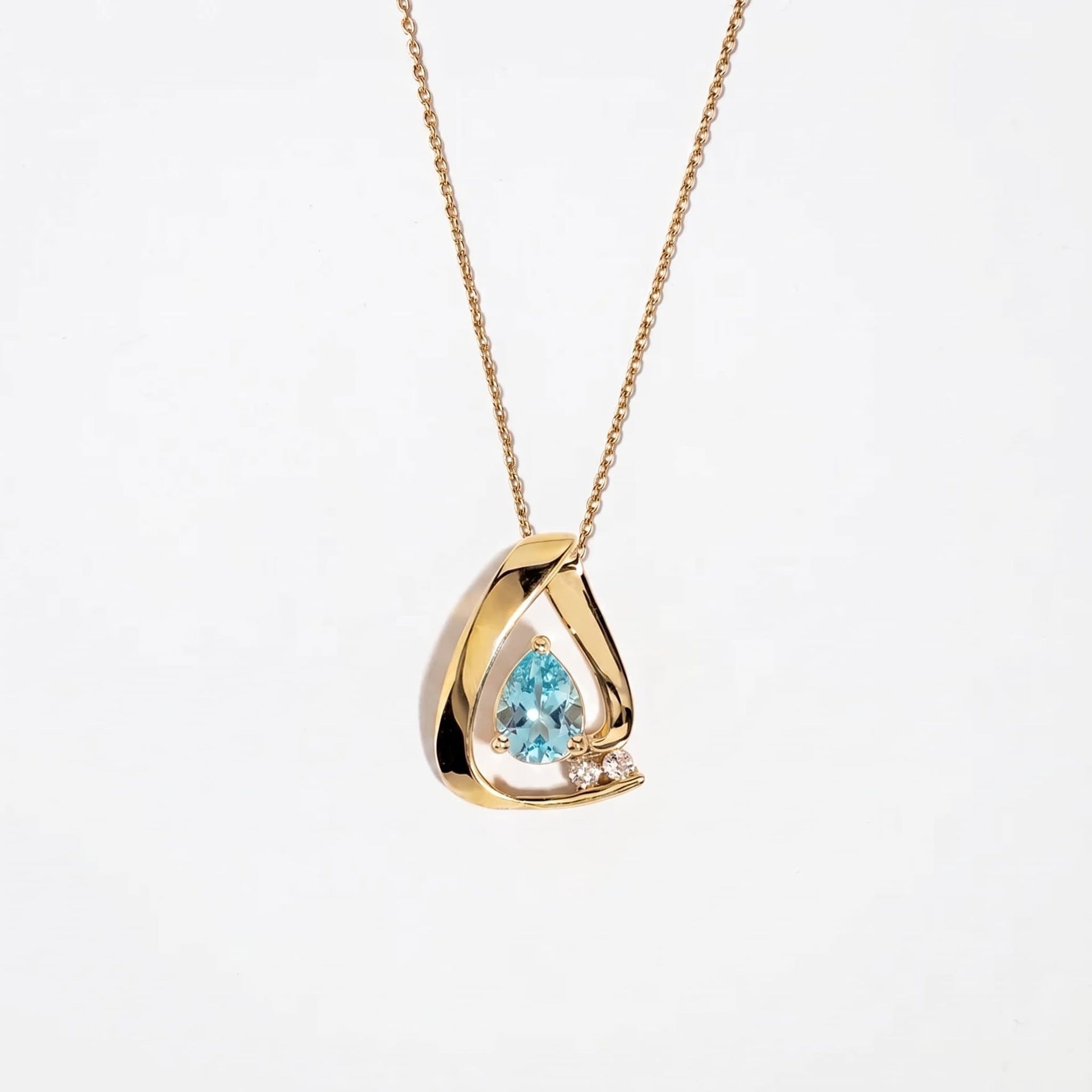 Wholesale Trendy Water Drop Red Zircon Necklace 18K Gold Plated Stainless Steel December Birthstone Gift Boutique Resale