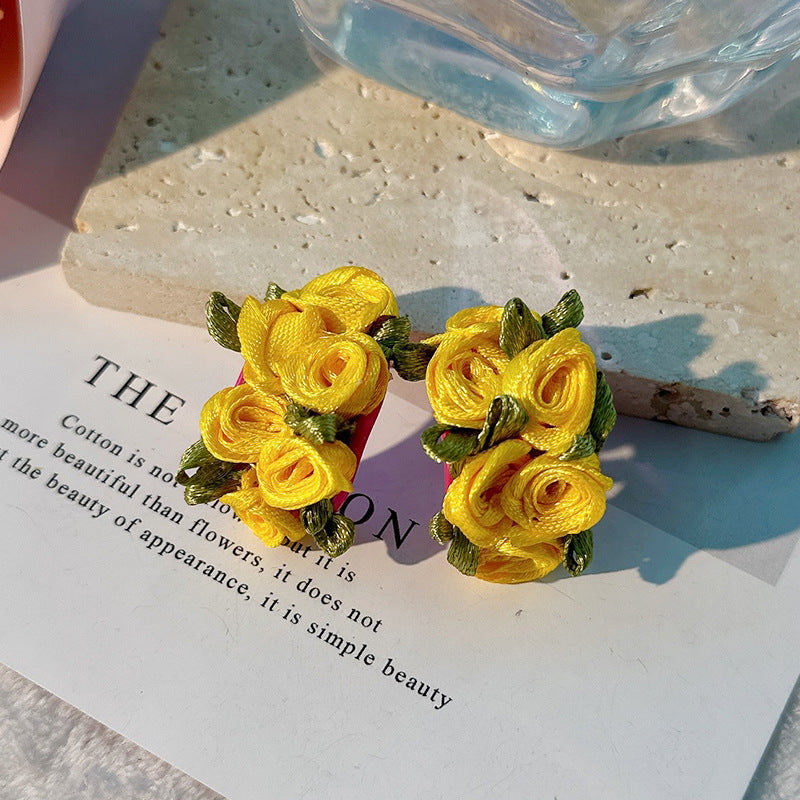 Wholesale Colorful C Shape Flowers Resin Earrings