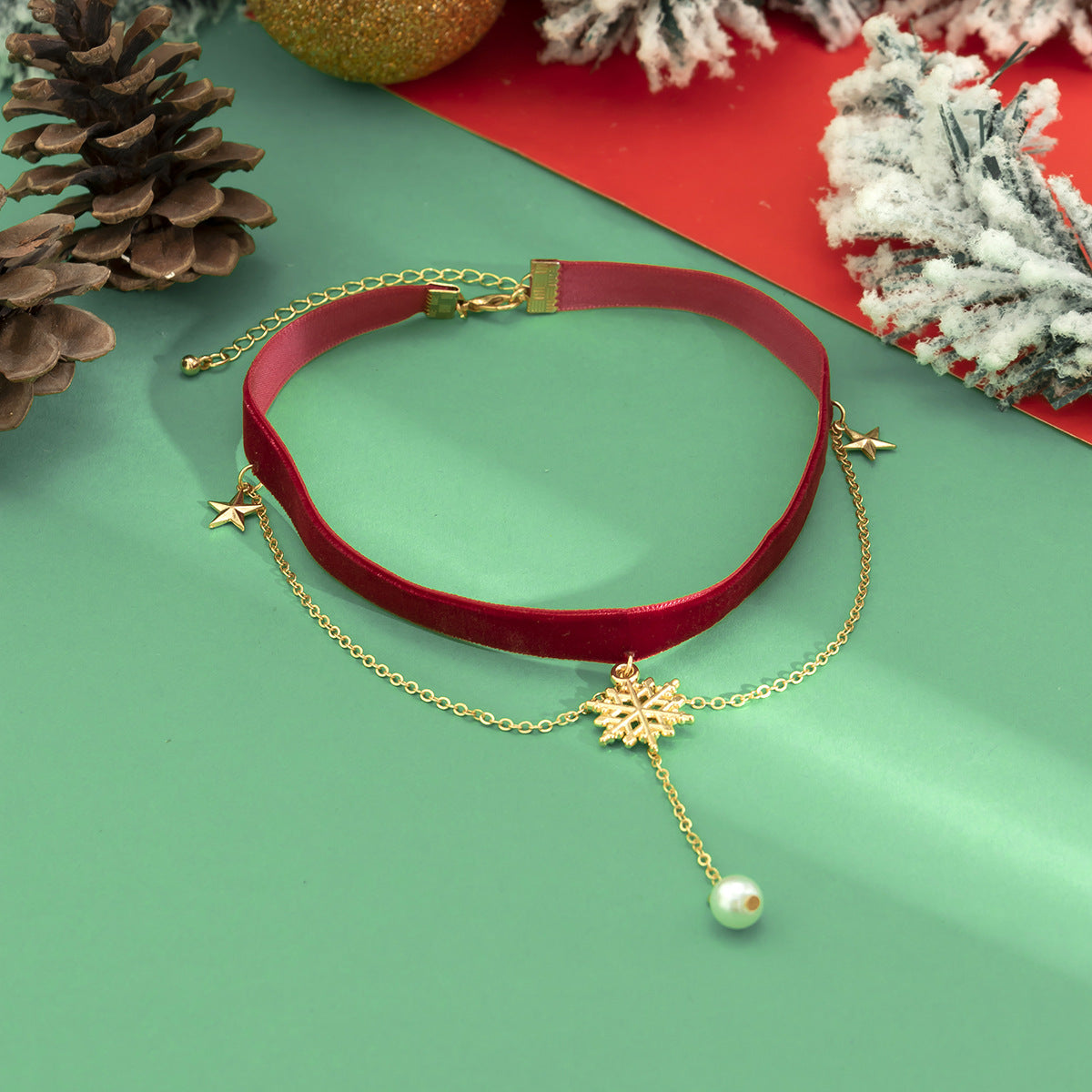 Wholesale Christmas Retro Red Velvet Short Clavicle Necklace