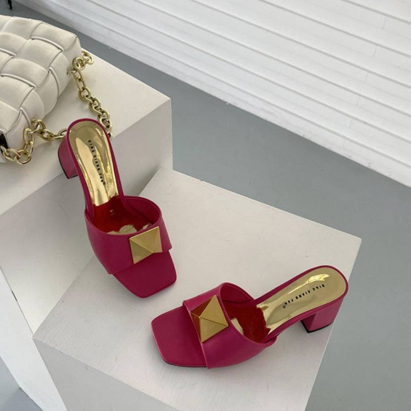 Wholesale PU Word Square Toe Solid Color Chunky Heel Slippers