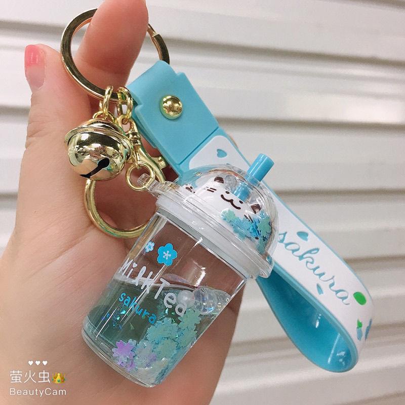 Wholesale Quicksand Cat Pendant Liquid Acrylic Keychain