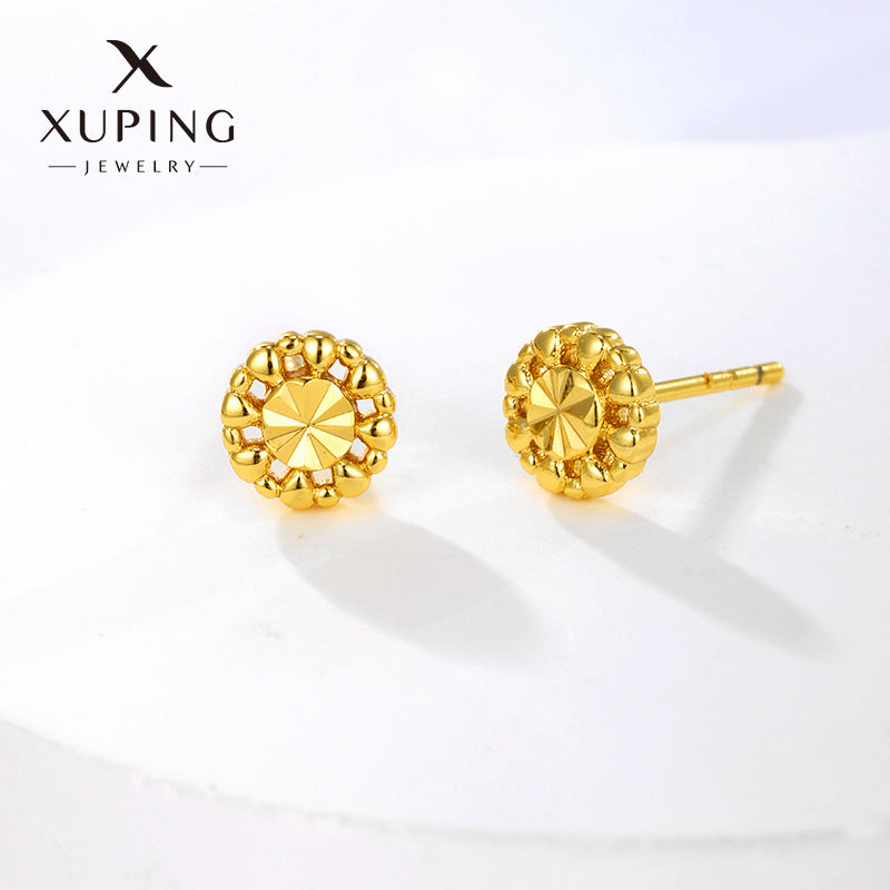 Wholesale Alloy Flower Simple and Compact Mini Summer High-end Fashion Earrings