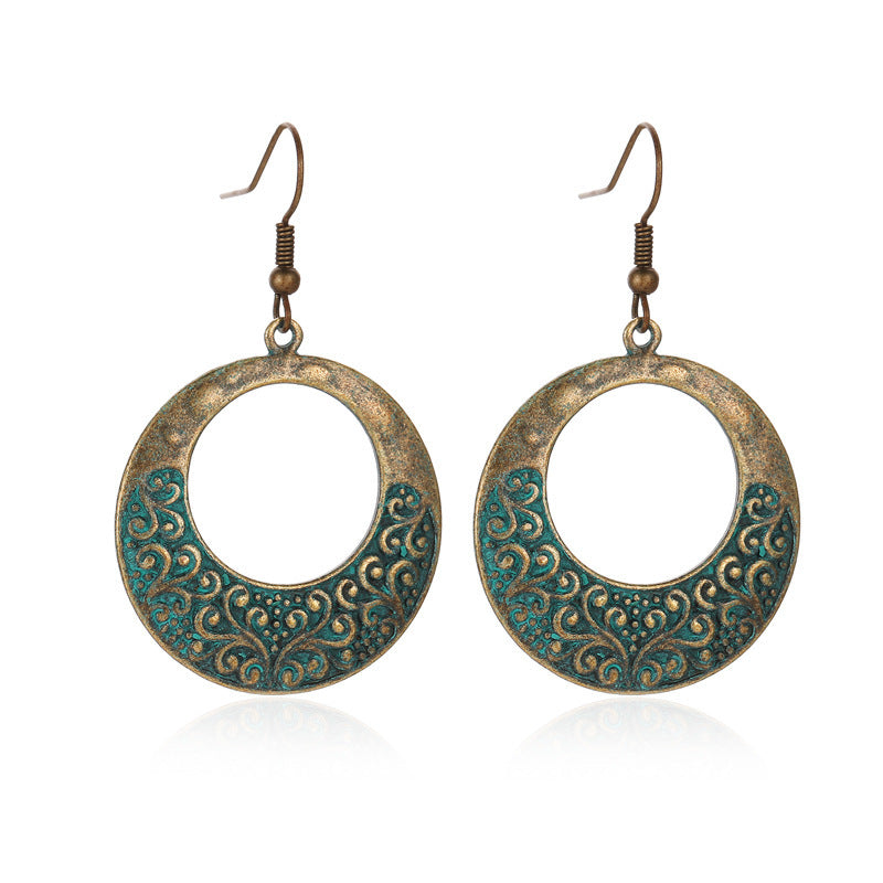 Wholesale Alloy Vintage Green Bohemian Hollow Flower Leaf Earrings For Women Party Gift