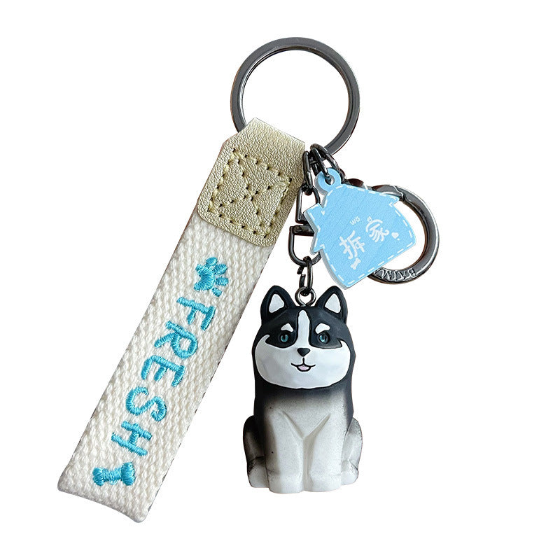 Wholesale Wood Carved Resin Dog Figure Keychain