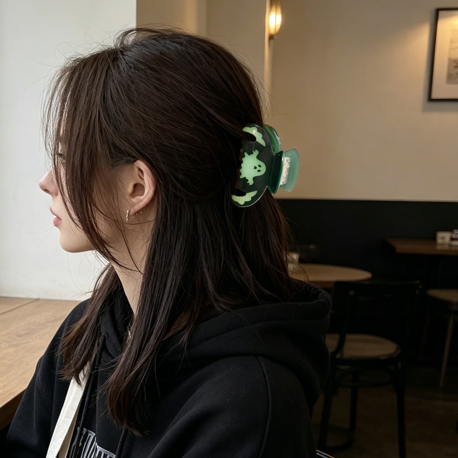 Wholesale Glow In The Dark Pumpkin Skull Acrylic Hair Claw Clip Funny  Party Hair Accessory For Women
