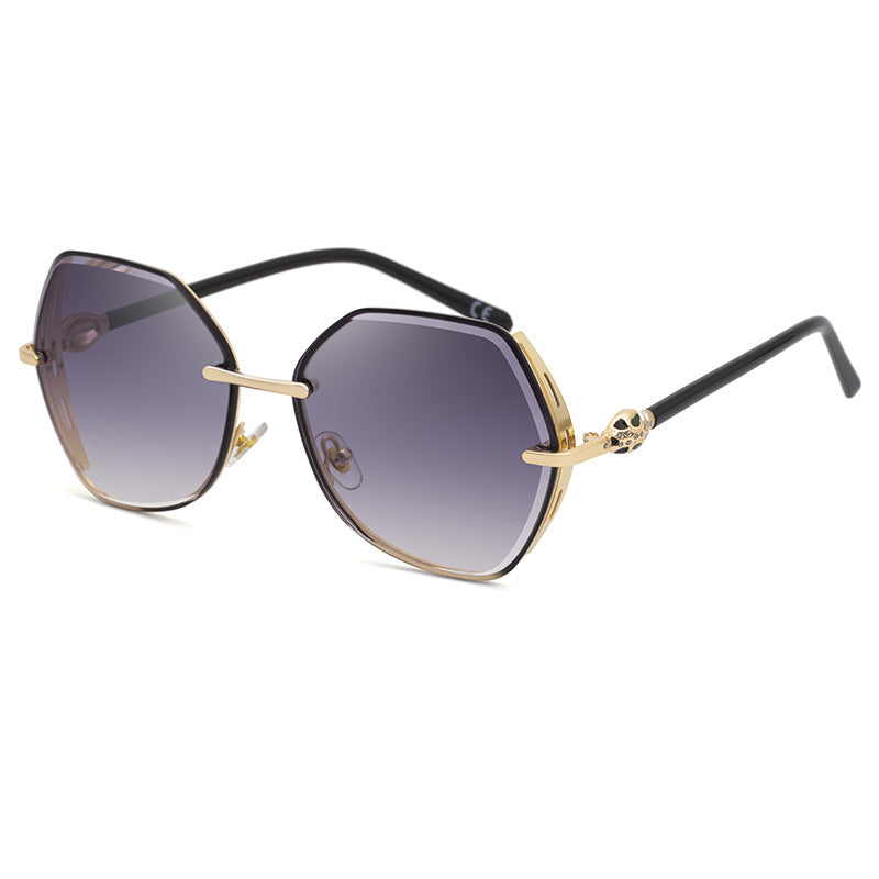 Wholesale Irregular Diamond Cut Edge PC Sunglasses