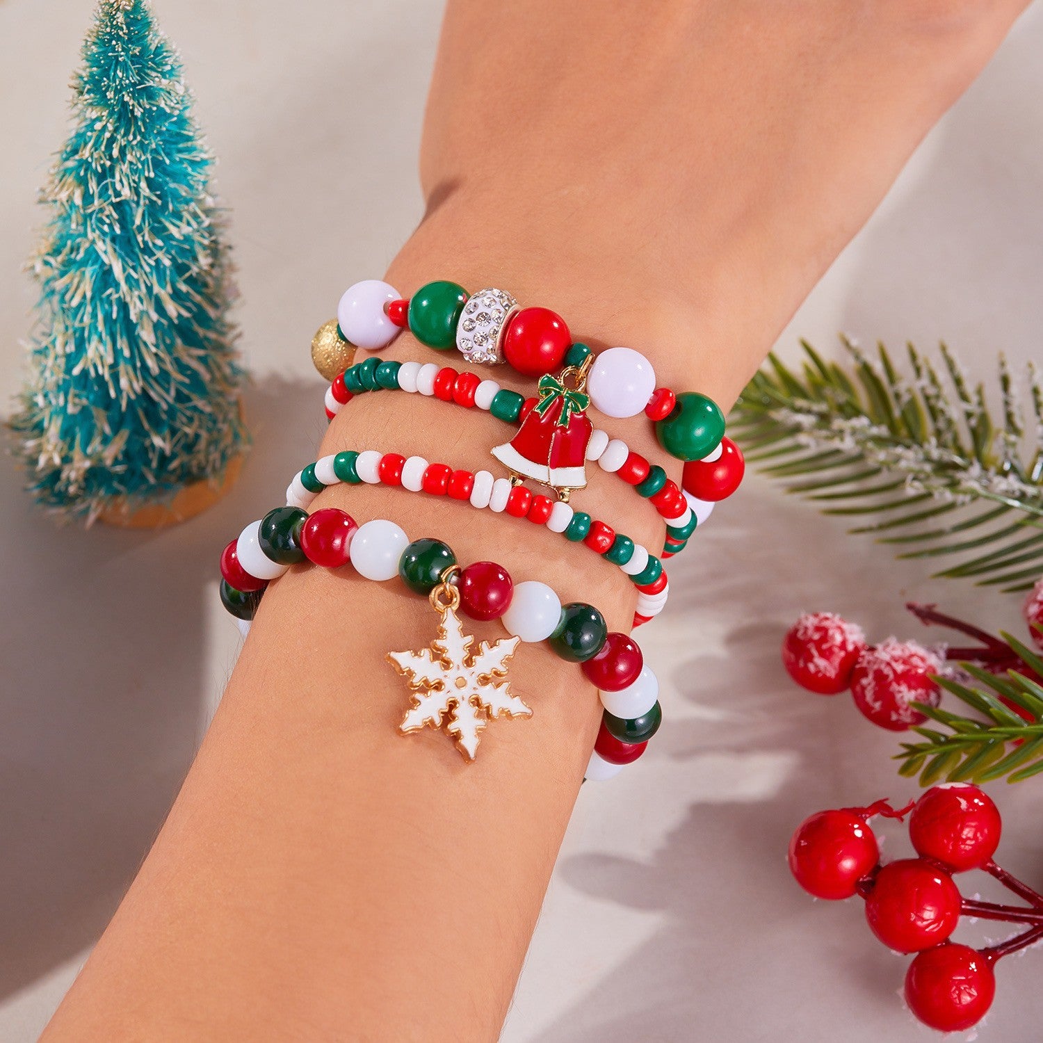 Wholesale Christmas Colorful Acrylic Diamond Snowflake Bell Elastic Beaded Bracelet