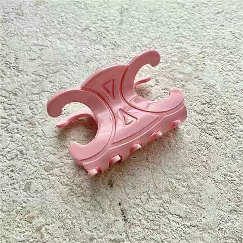 Wholesale Personality Fashion Advanced Sense Small People Fish Shark Clip