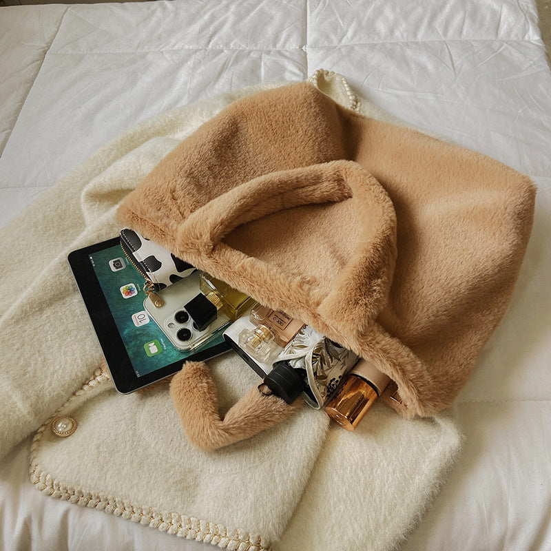 Wholesale Autumn and Winter Cow Pattern Plush Handbags