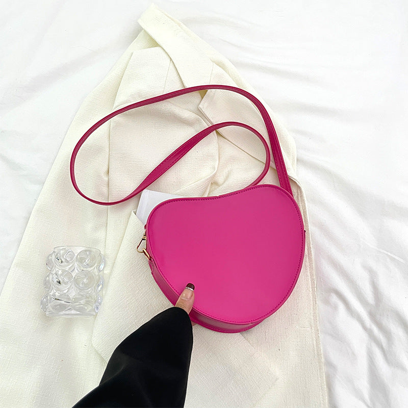 Wholesale PU Heart-shaped Crossbody Bag and Shoulder Bag
