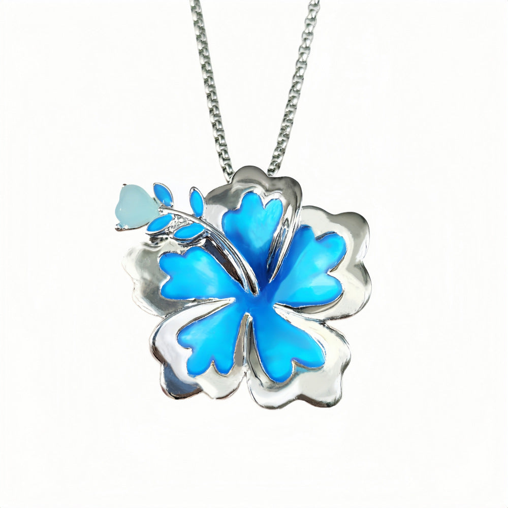 Wholesale Luminous Flower Silver Petal Necklace