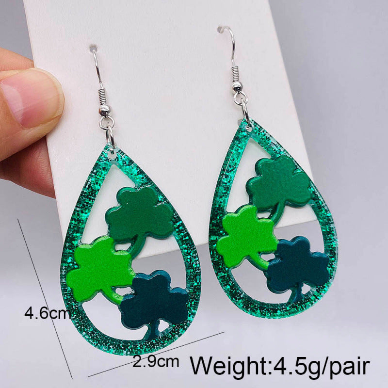 Wholesale St.  Patrick' s Day rooster and hen heart-shaped acrylic earrings