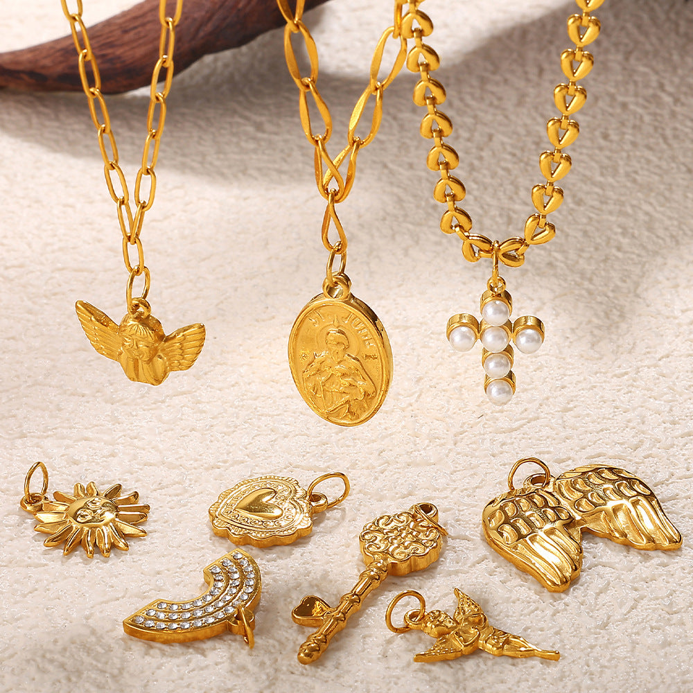 Wholesale Ocean style retro key heart-shaped stainless steel necklace pendant accessories