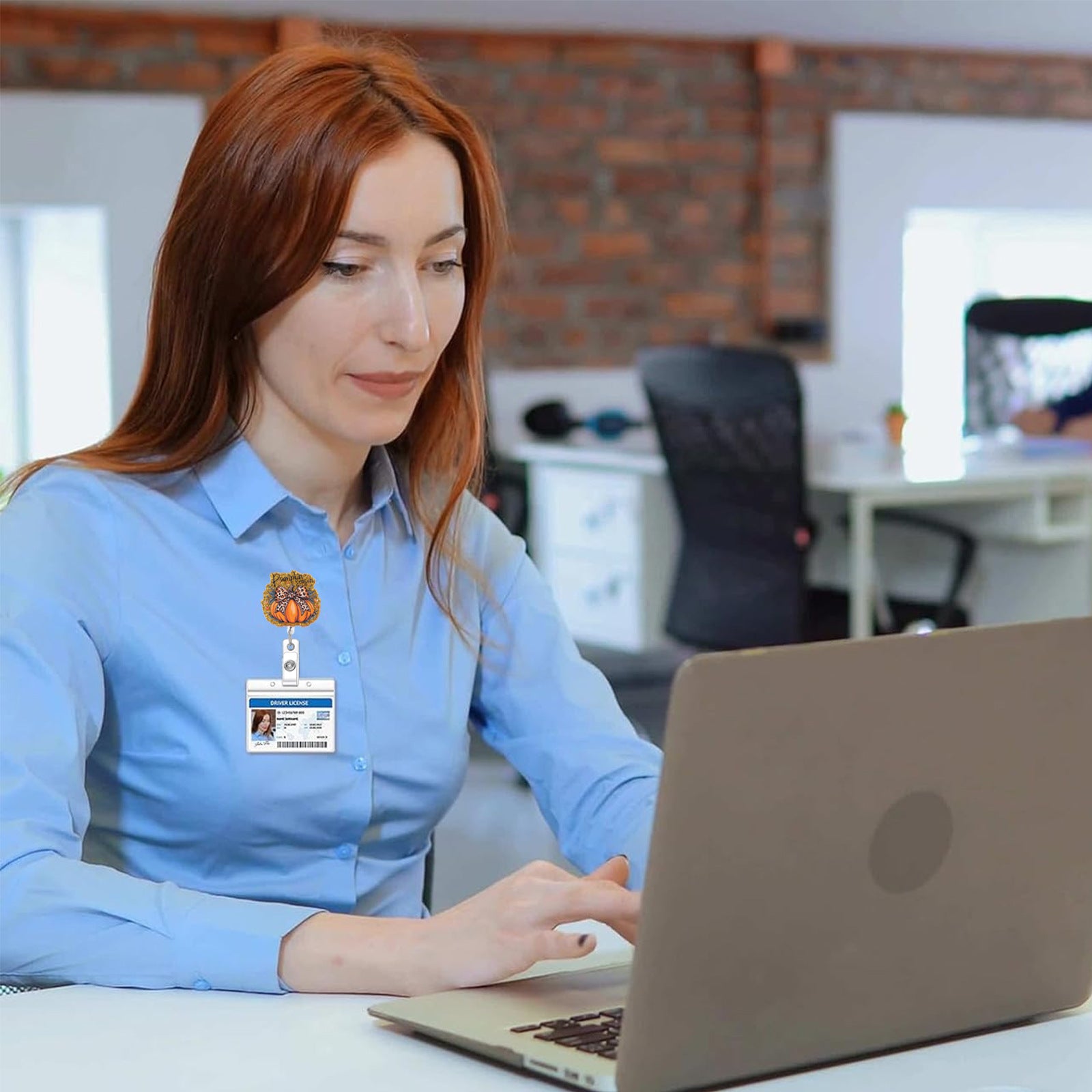 Wholesale Halloween pumpkin bow ghost retractable rotatable bedge reels