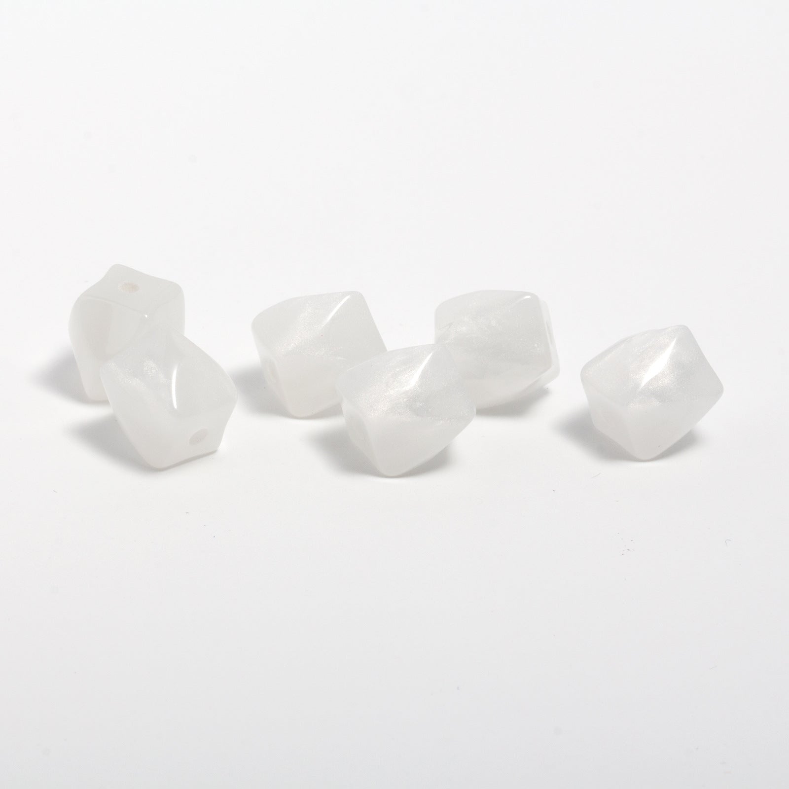 Wholesale 50pcs 10mm octagonal resin beads