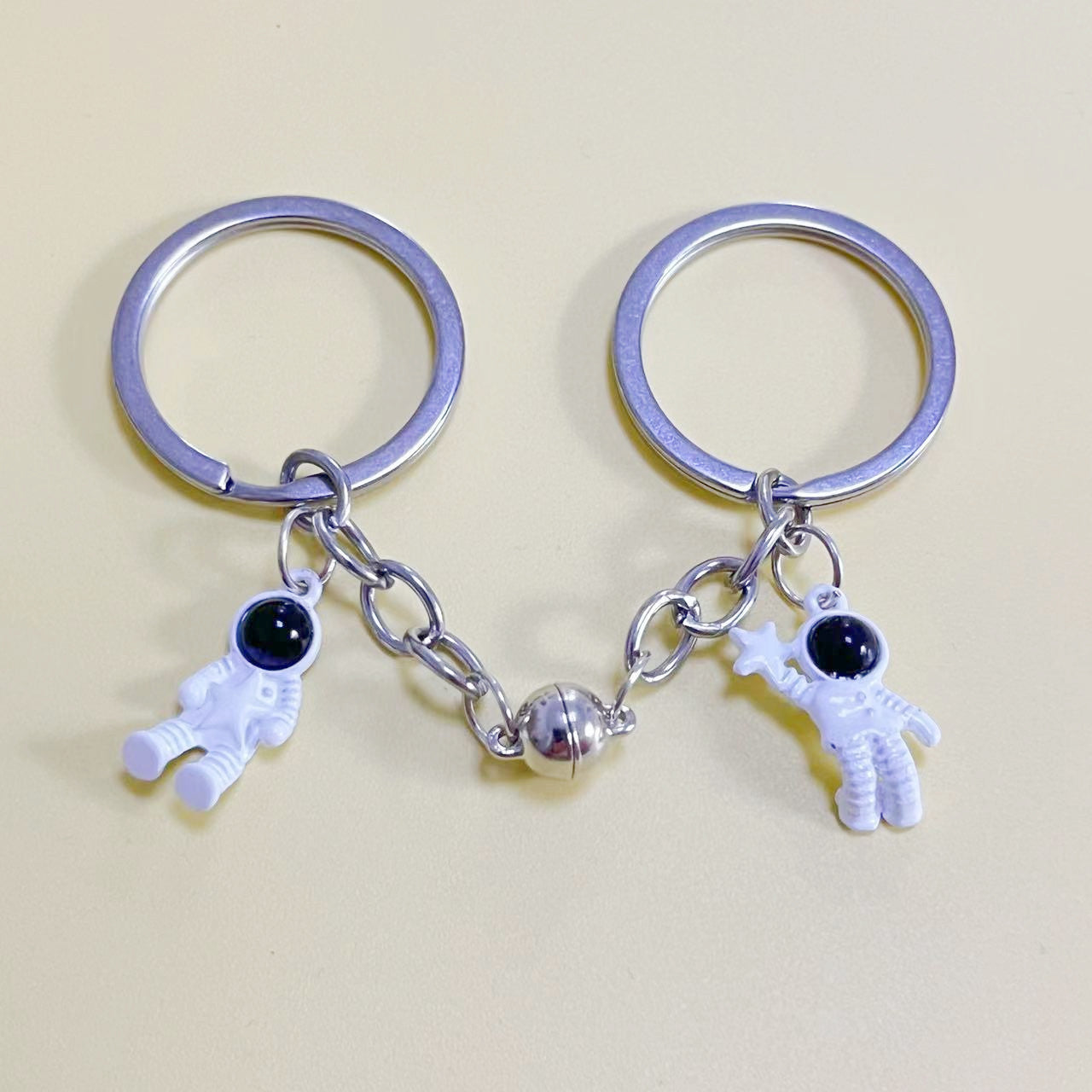 Wholesale Astronaut Star Magnetic Keychain Spaceman Keychain