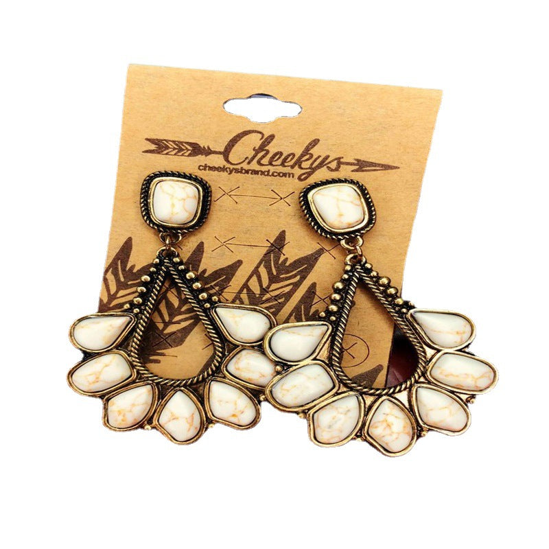 Wholesale 18k antique gold ivory white turquoise alloy Earrings