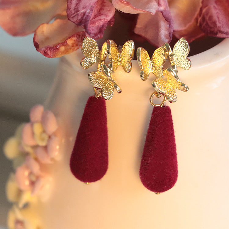 Wholesale Autumn and Winter Red Flocked Drop Earrings