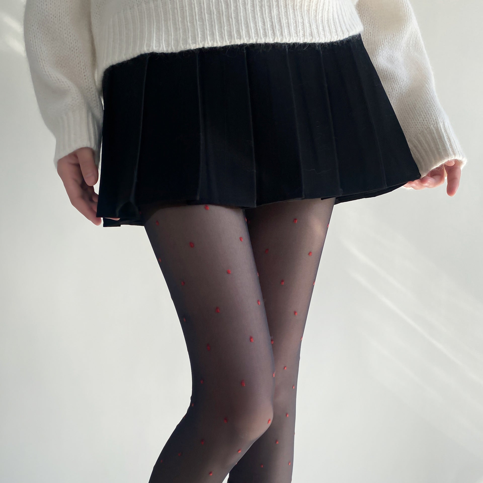 Wholesale Jacquard red love heart red polka dot Valentine's Day sexy black stockings