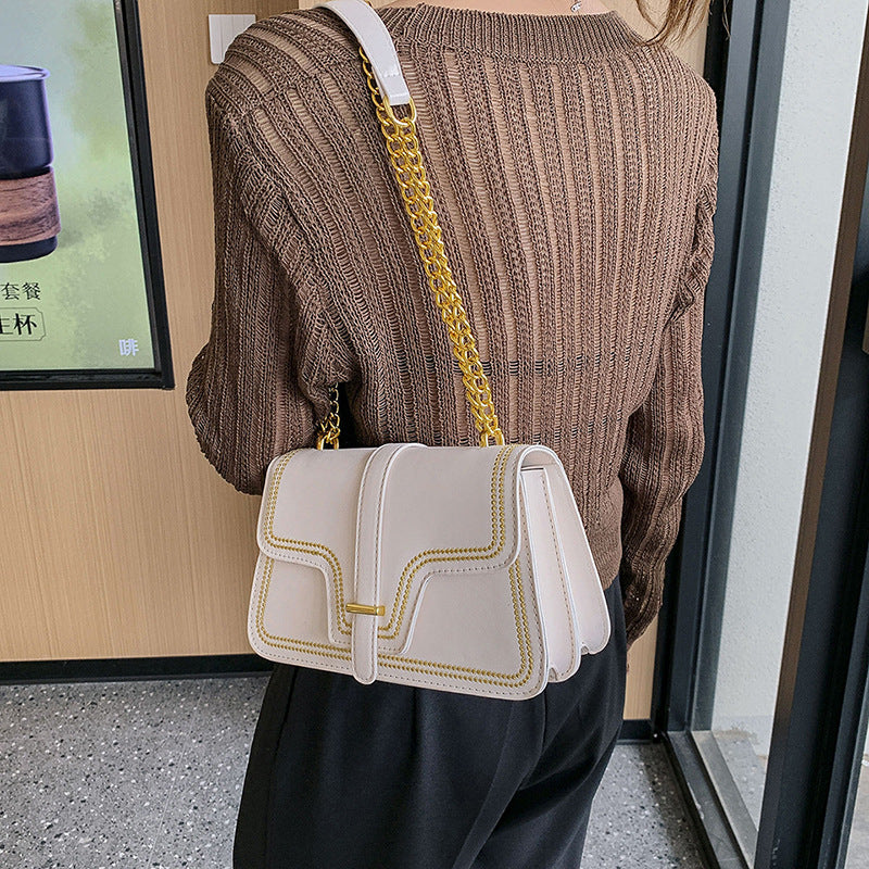 Wholesale 2023 Retro Contrast Color Chain Shoulder Crossbody Bag