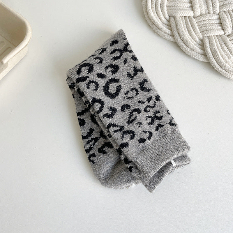 Wholesale Leopard Print Socks, Medium Tube Socks, Winter Warm Wool Socks