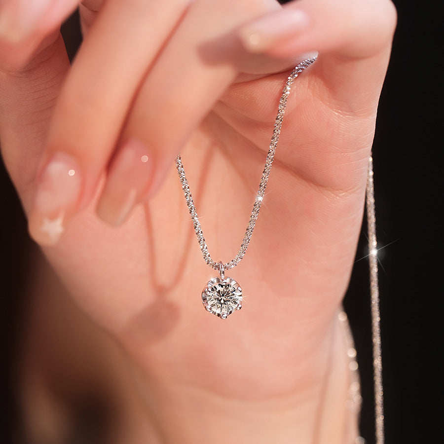 Wholesale Women's Gypsophila Sparkling Pendant Valentine's Day Clavicle Necklace