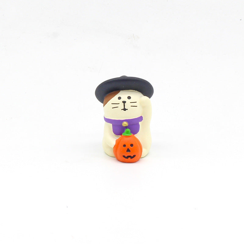 Wholesale  Themed Clown Cat Pumpkin Miniature Resin Scene Ornament For Home Decor Gift