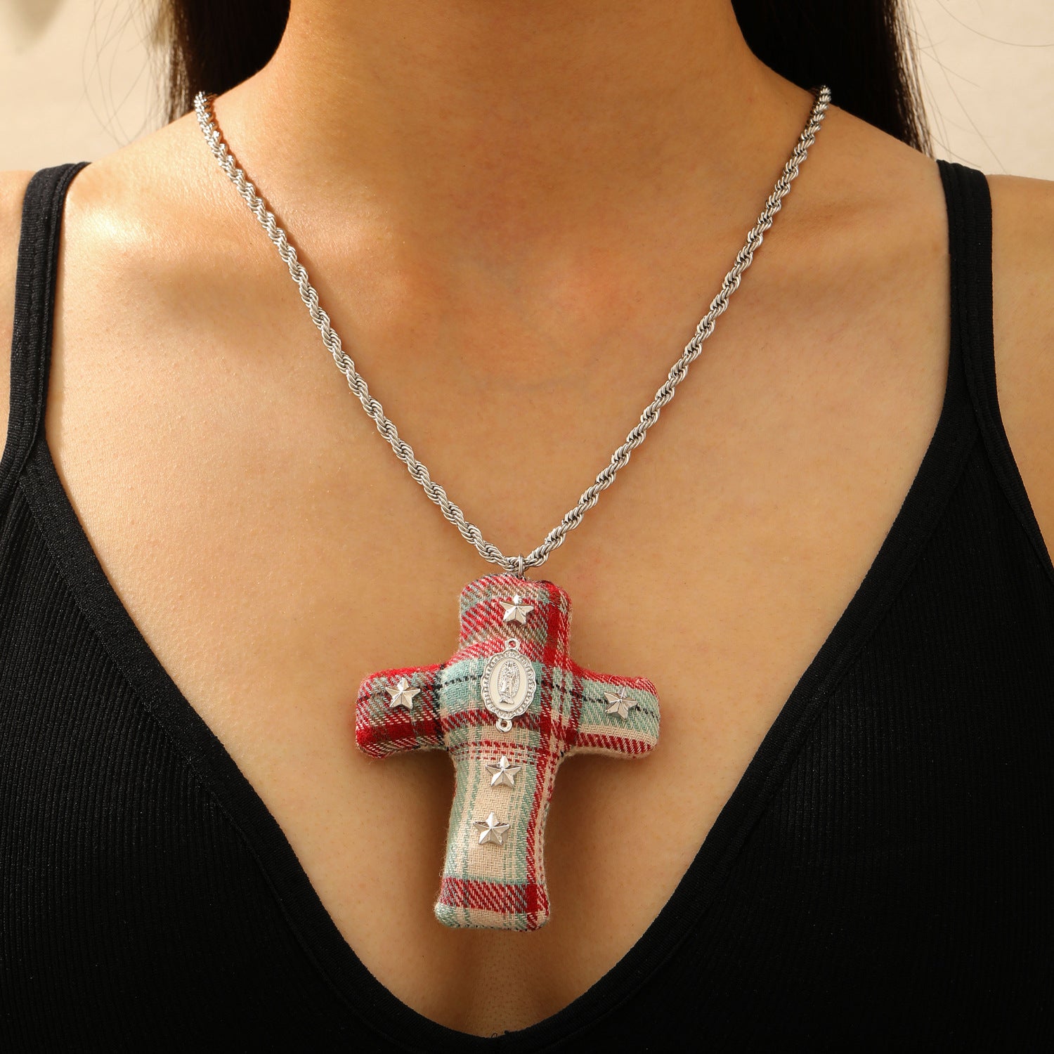 Wholesale Zinc Alloy Gothic Cross Pendant Necklace Punk  Design Electroplated Finish Fashion Jewelry Gift For Women