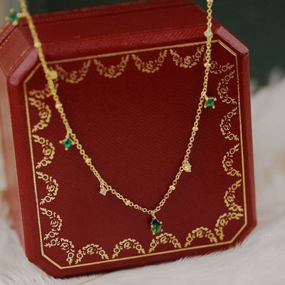 Wholesale Vintage Emerald Gold Plated Clavicle Necklace